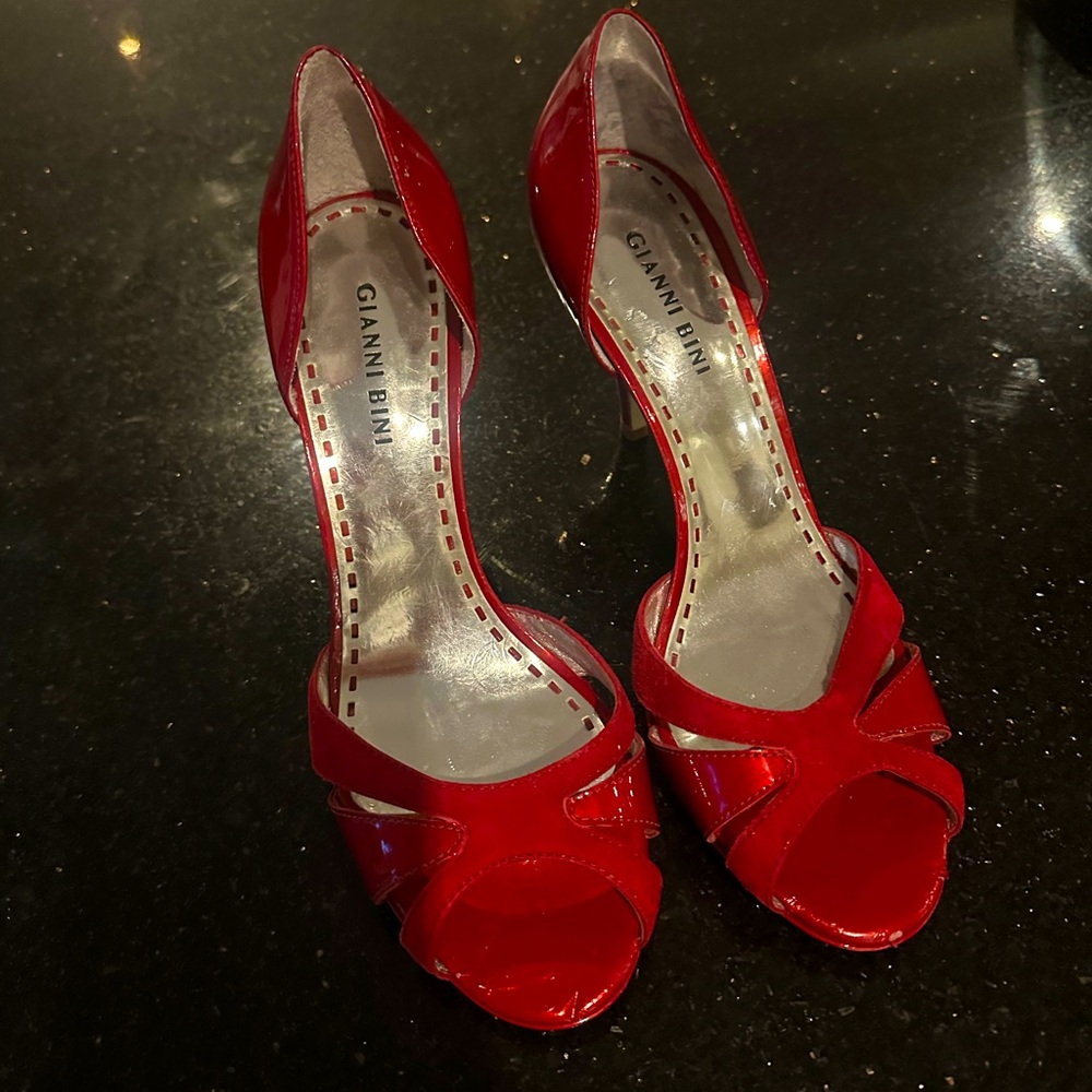 Gianni Bini Vibrant Red Peep-Toe Heels